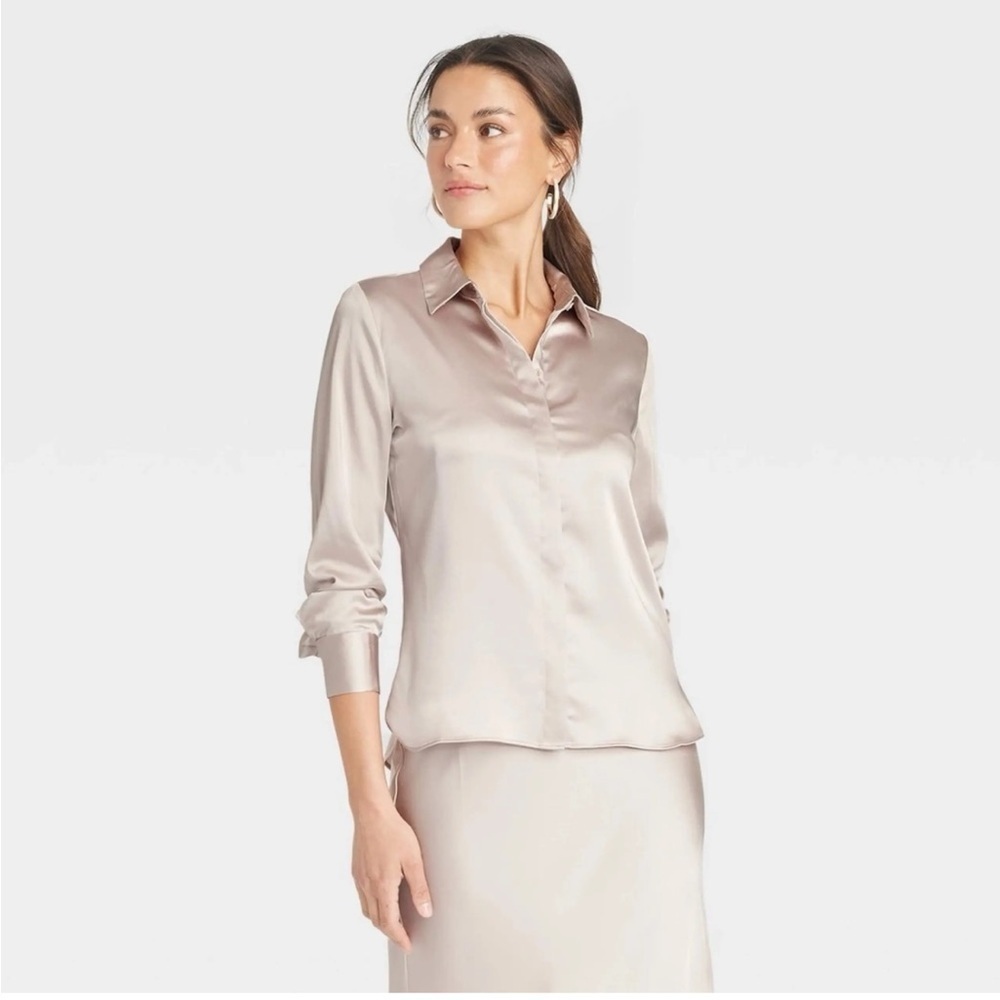 Women's Long Sleeve Satin Button-Down Shirt new 🆕